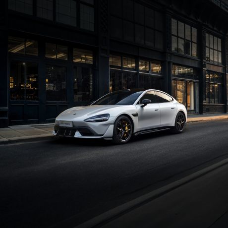 xiaomi-su7-ultra-for-young-people