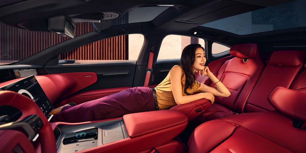 AVATR 12 2025 Max EV Edition New Kalypso red Interior