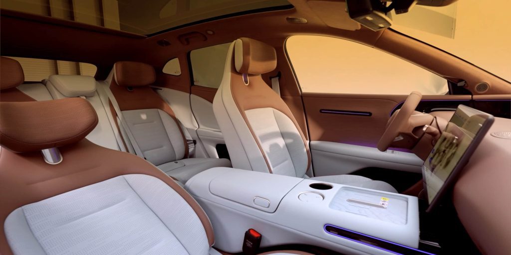 AVATR7 2024 Pro+ EV Edition front zero-gravity seats