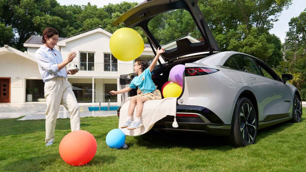 Mazda EZ-6 2024 EV 600 Smart Edition Tailgate