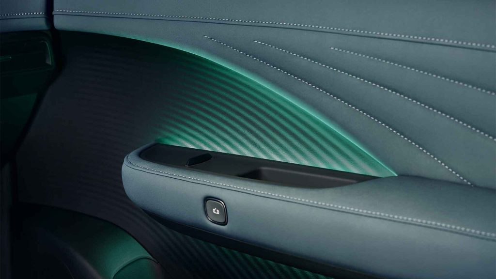 Nissan N7 2025 625 Pro Ambient Lighting