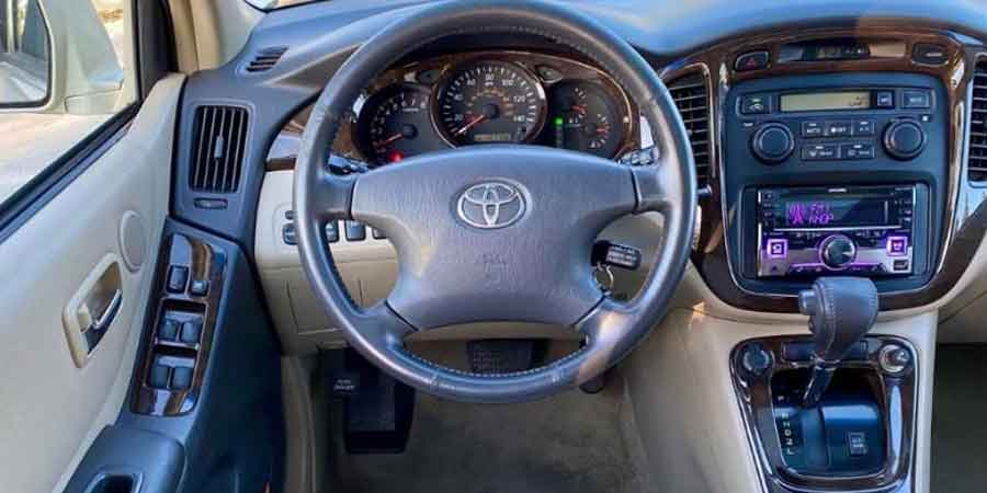 2002 Toyota Highlander Drivers Perspective