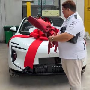 Congratulations to this gentleman on acquiring his desired AVATR