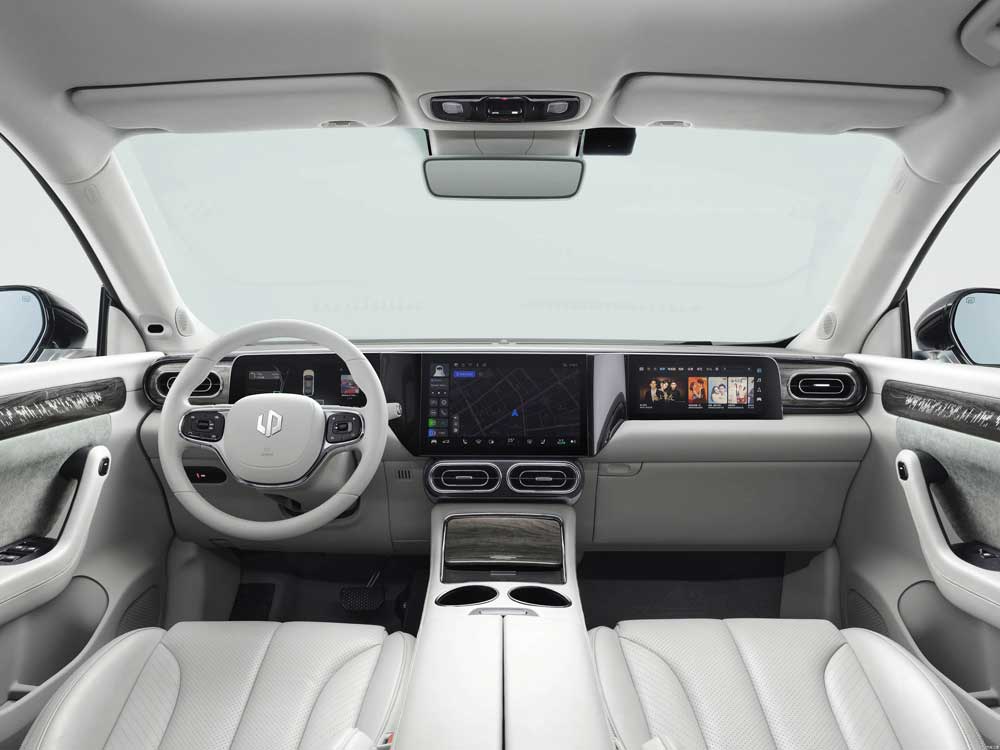 Leapmotor C11 2021 Updated Luxury Trim Interior