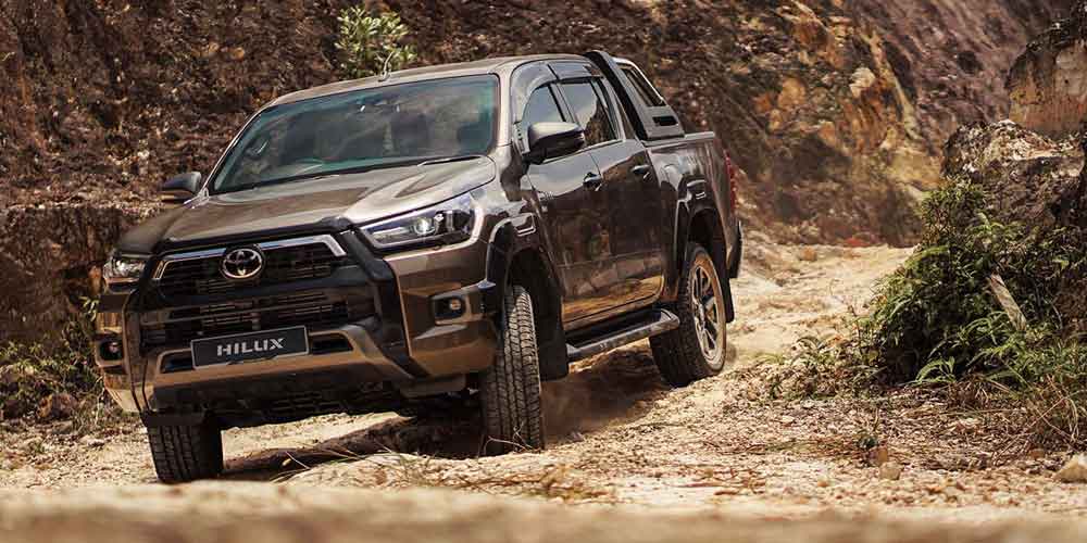 Top 10 Most Popular Cars in Cambodia - Toyota Hilux