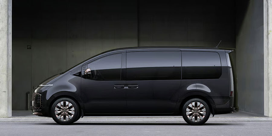 Hyundai Staria Profile Shot