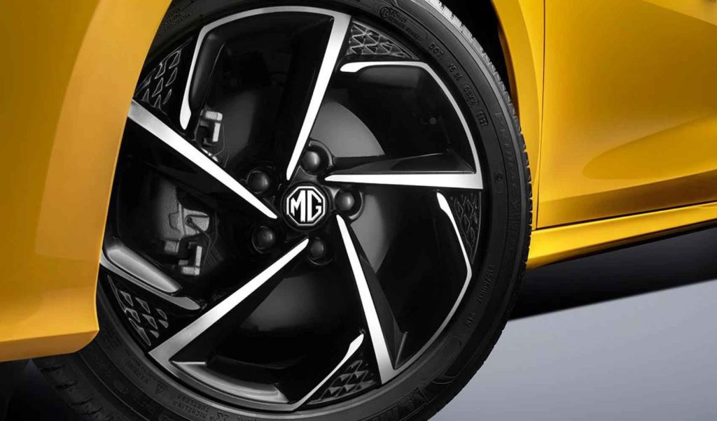 MG5 17 inch Tomahawk Alloy Wheels