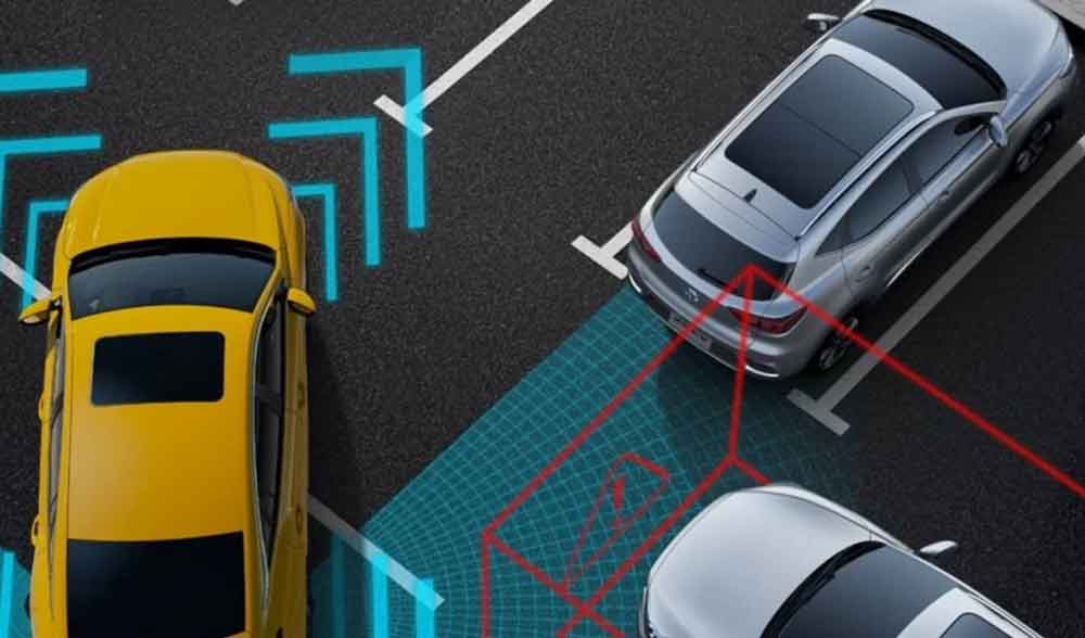 MG5 Rear Cross Trafic Alert (RCTA)