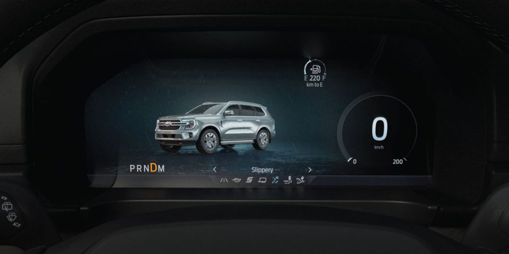 The Ford Everest offers 6 driving modes.