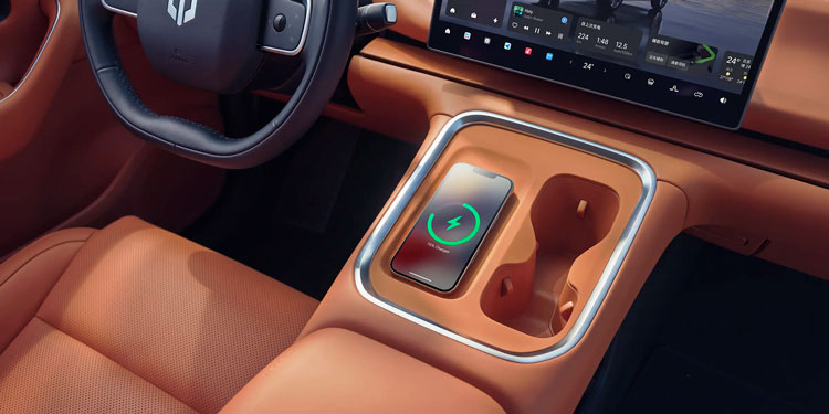 Leapmotor C16 2026 wireless charging