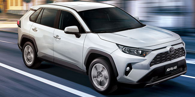 2020 Toyota RAV4 front side view while driving