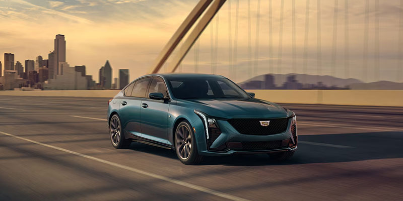 2025 Cadillac CT5 High-speed driving posture