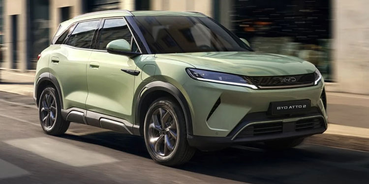 BYD Atto 2 Rolling Shot