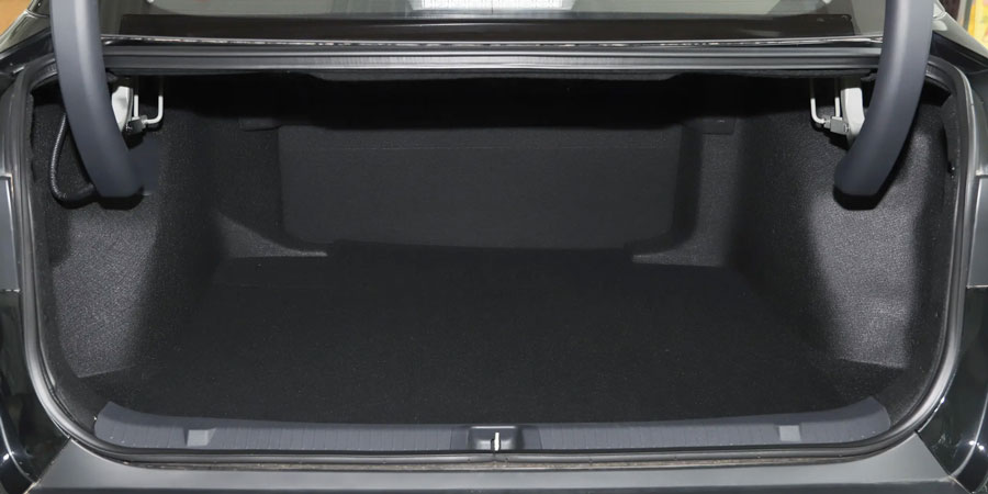 Toyota bZ3 trunk