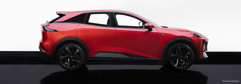 2025 Deepal S07 Profile Shot