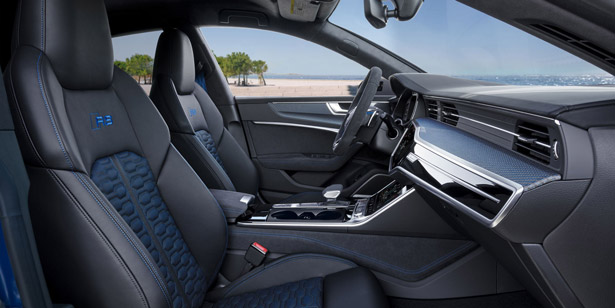 2026 Audi RS7 front cabin space