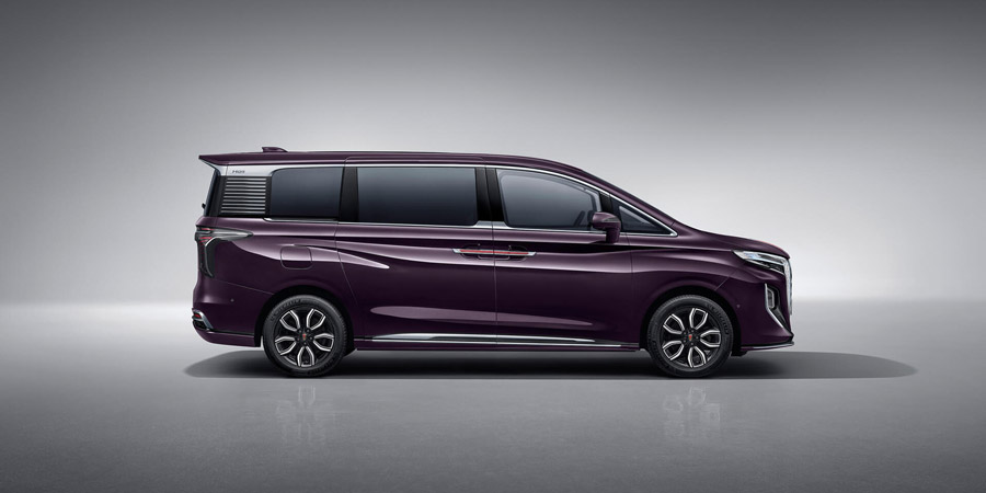 Hongqi HQ9 Profile Shot