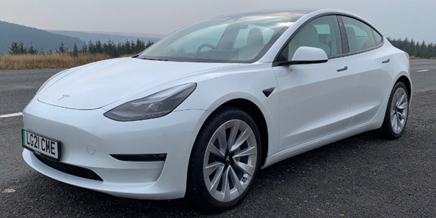Used Tesla Model 3 Front Three-Quarter