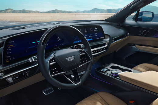 The 2025 Cadillac LYRIQ Sleek Dashboard and 33-Diagonal Display Screen
