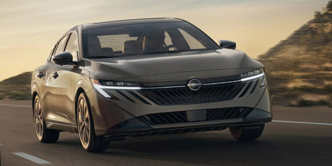 2026 Nissan Sentra SL Front Three-Quarter