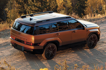 2026 Hyundai Santa Fe Rear Three-Quarter