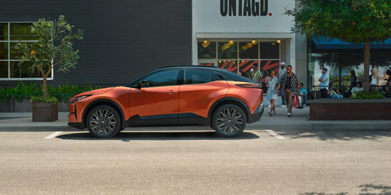 2026 Toyota C-HR XSE Profile Shot