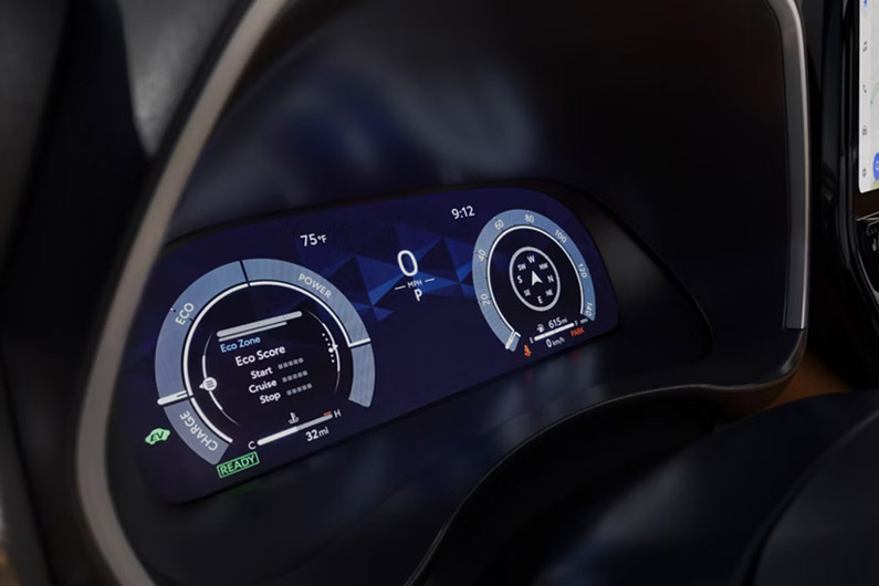 2026 Toyota Highlander Hybrid Platinum Instrument Panel