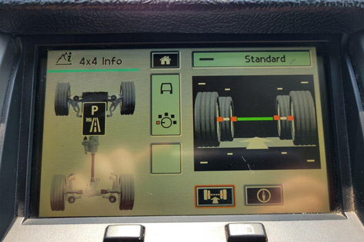2006 Land Rover Range Rover Sport Central Control Display Screen