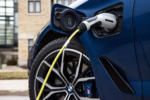 2021 BMW 530e charging