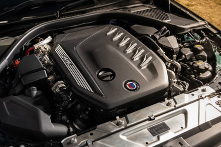 Alpina D3 S Touring engine