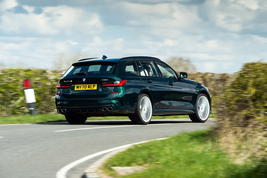 Rear three-quarter view of the Alpina D3 S Touring