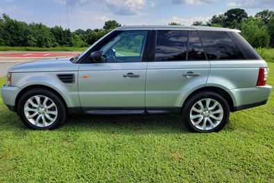 Side view of the 2006 Land Rover Range Rover Sport