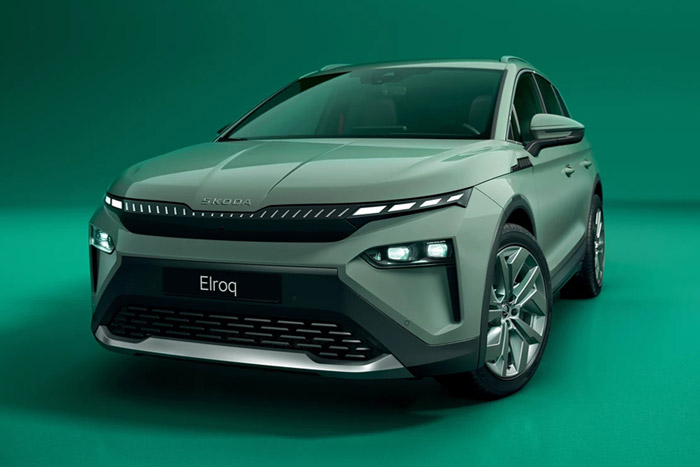 Three-quarter view of the front side of the 2026 Skoda Elroq
