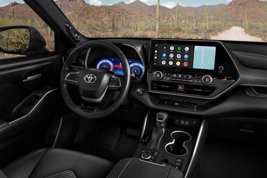 2026 Toyota Highlander Center Console Display