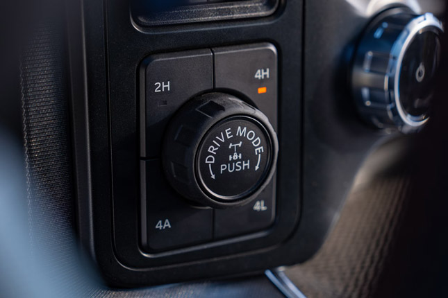 Close-up of the 2026 Ford F-150® selectable drive modes knob