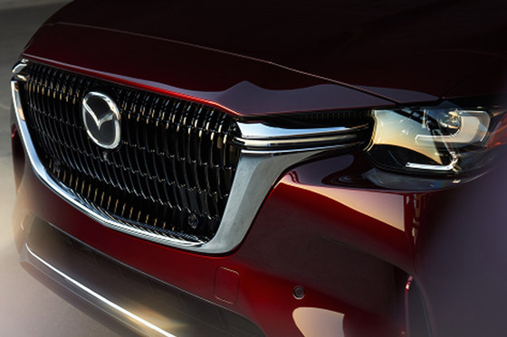 Close-up of the headlights and grille of the 2026 Mazda CX-5