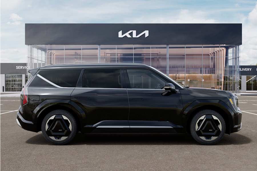Side view of the 2026 Kia EV9