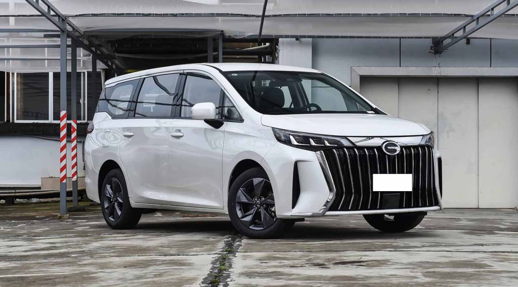 GAC Trumpchi M6 front three-quarter view