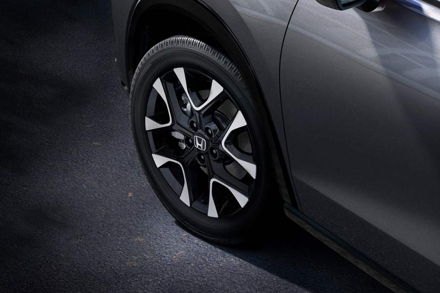 2027 Honda HR-V EX-L 18-Inch Alloy Wheels
