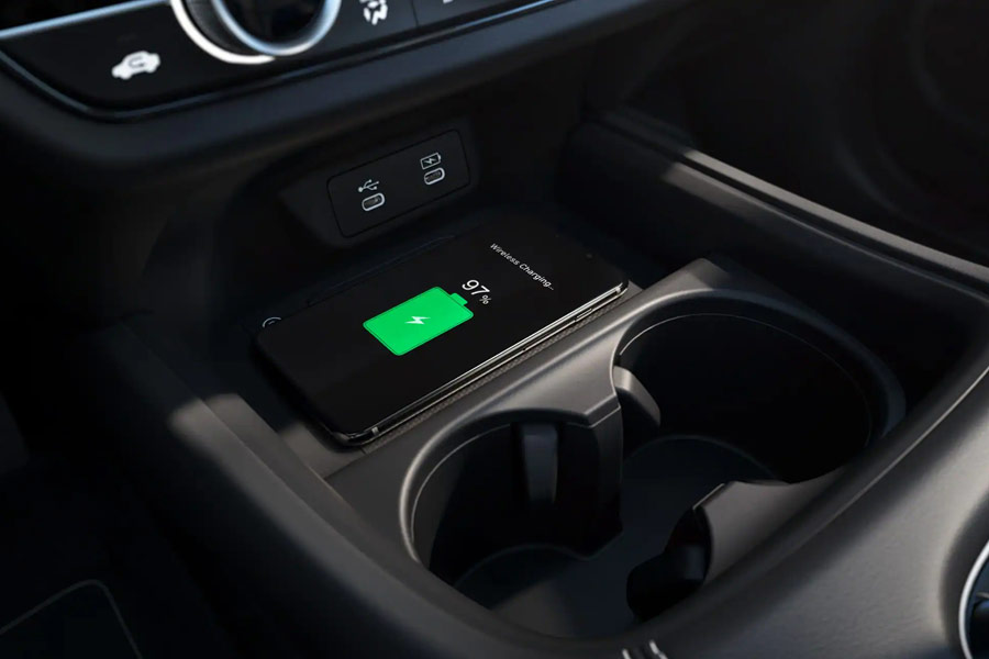 2027 Honda HR-V EX-L close up of the wireless phone charger and USB ports